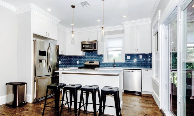 Dorchester House | Luxe Sunlit Getaway | Private Deck, Near T