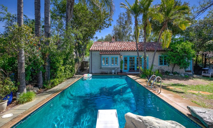 Altadena House | Luxe Villa with Private Pool, Hot Tub, Fireplace, WiFi, Central AC - Dogs OK