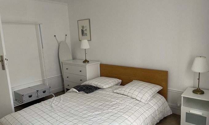 Odeon Apartment | Luxembourg garden Vavin apartment