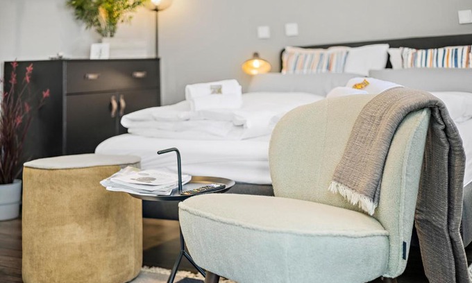 Antonviertel Apartment | LUXOMES - Stylish & Design Apartments - Kitchen