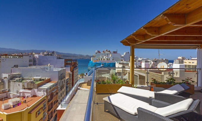 Las Palmas de Gran Canaria Apartment | Luxury Penthouse with Stunning Views at the Best Bit of Las Palmas Beach