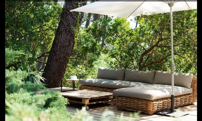Piraillan House | Luxury villa with heated pool and pond view. The Canon