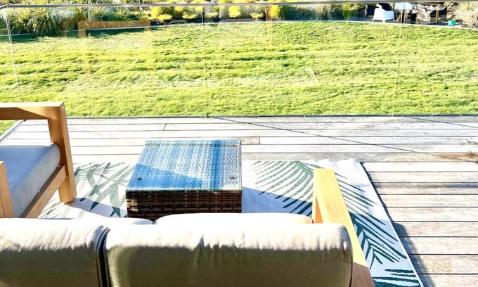 Ruby Bay House | Luxurious 1Brm guest suite Ruby Bay | Use of 12m pool and spa
