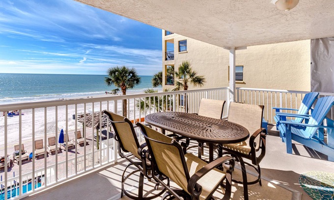 Madeira Beach Condo | Luxurious 2BR/BA Beachfront Condo. Seaview