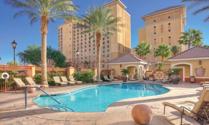 Las Vegas Condo | Luxurious 2BR Suite at Wyndham Grand Desert