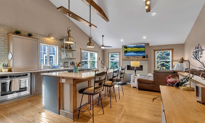 Ellicottville House | Luxurious 3-Bedroom Townhouse, Walk to Village