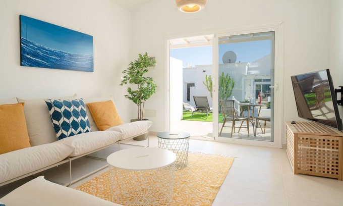Haria House | Luxurious A2 in a small complex with communal heated pool 100m from the sea