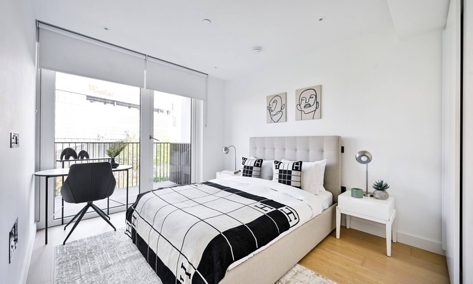 White City Apartment | Luxurious Apartment 2 Bed & 2 Bath - 15min To Central London