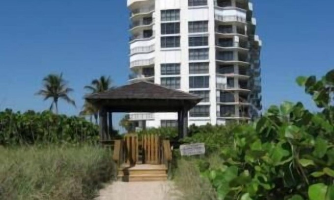 Fort Pierce Shores Condo | Luxurious Beach Front 1st Floor 2/2 Condo