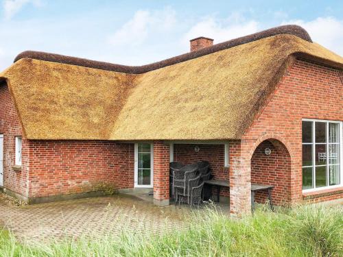 Blavand Strand House | Luxurious Beach Retreat in Blavand-By Traum