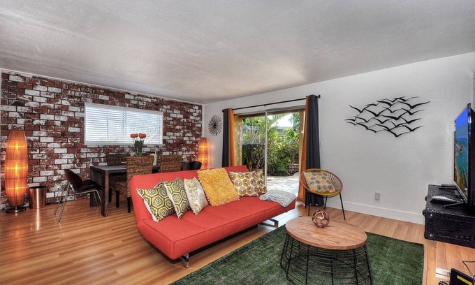 Dana Point Apartment | Luxurious coastal condo with amazing backyard