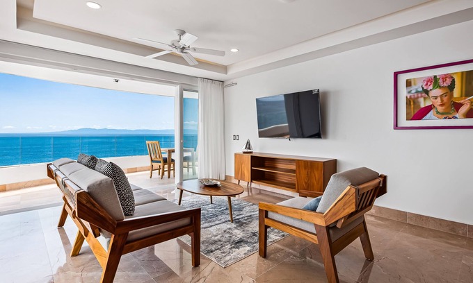 Mismaloya Apartment | Luxurious condo with large oceanfront balcony and pool with view