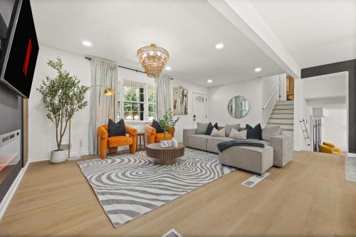 Decatur House | Luxurious Decatur Getaway Game Room and Fire Pit Close to Atlanta