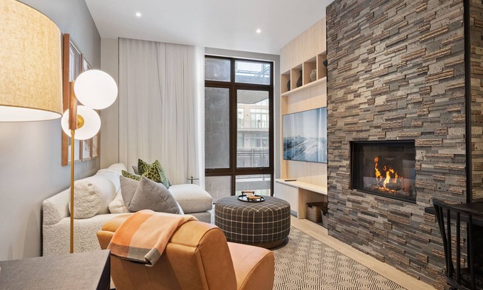Park City Condo | Luxurious Deer Valley Condo for 6 Guests | Mountain Views, 5 Star Amenities