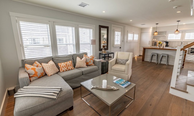 Nantucket Town Cottage | Luxurious Harbor View "Lilly" Cottage! Walk & Bike To Everything!