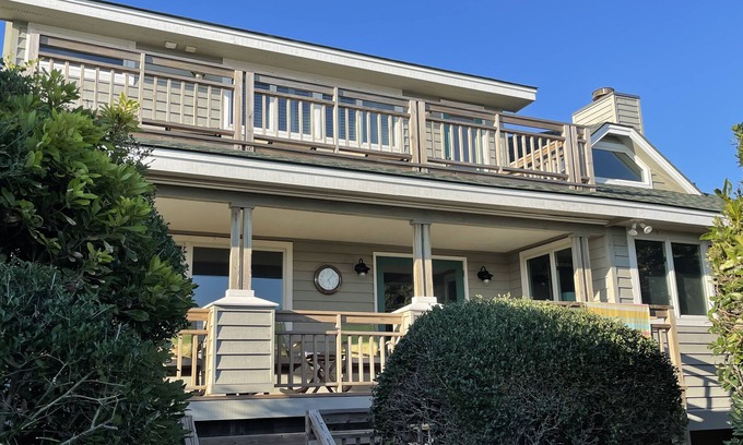 Pine Knoll Shores House | Luxurious Oceanfront, PKS home VERY PRIVATE 4 bedrooms 6 baths, TENNIS and POOLS