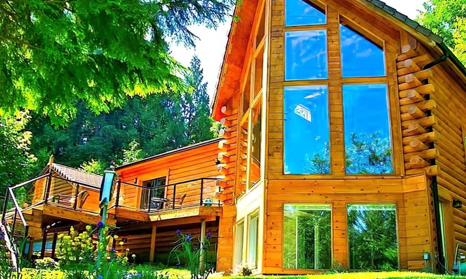 Riverbend Cabin | ⭐Luxurious Riverfront Log Home Estate @vacationloghome