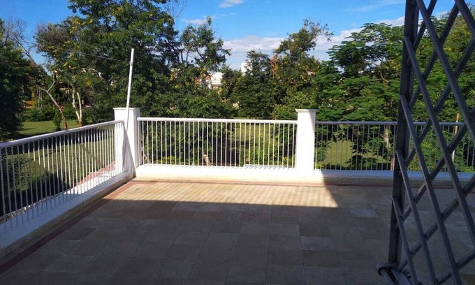 Gandhinagar House | Luxurious Room with Balcony in Centrally located Bungalow