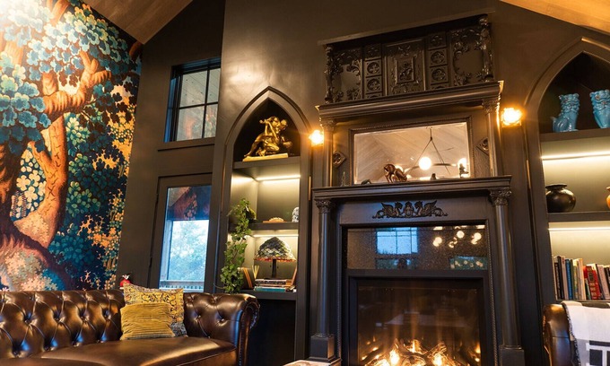 Fennville House | Luxurious Spa Retreat