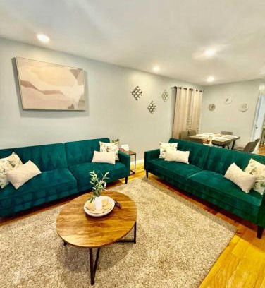 Irvington Apartment | Luxurious, Spacious, Modern 6 BR Escape with parkings and sleeps up to 16