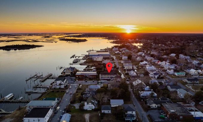 Swansboro Apartment | luxurious studio apartment in the heart of Swansboro’s historic waterfront #4