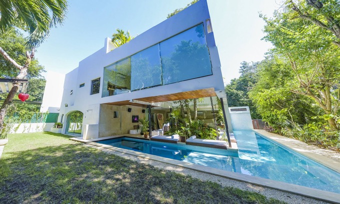 Playacar Fase II Villa | Luxurious Villa - 16 guests - 15 mins downtown and beach.