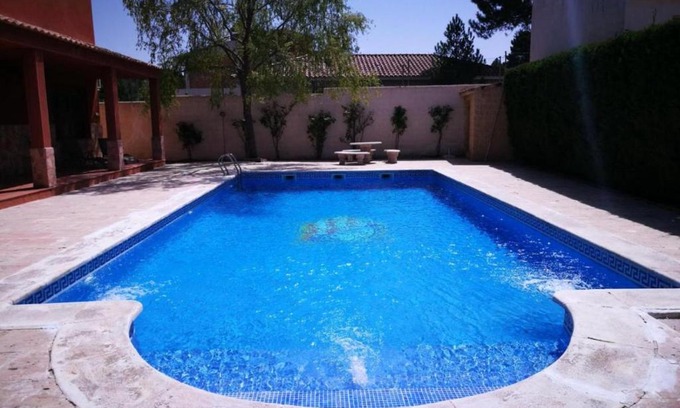 Arcas del Villar Villa | Luxurious Villa in Arcas with Private Pool