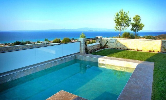 Haniotis House | Luxurious villa on Halkidiki peninsula with private pool