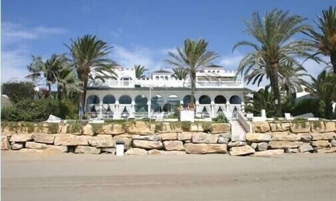 Costa del Sol Occidental Villa | Luxurious Villa on The Golden Mile :Only a few steps from beach