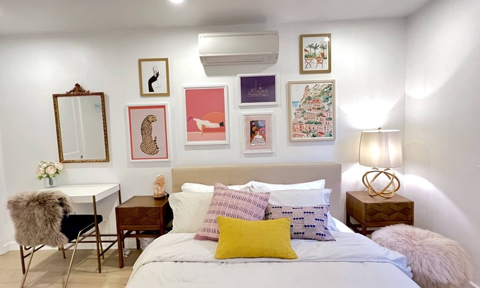 Historic Downtown Apartment | Luxury 1 bd in Jersey City 5mins to Grove St Path