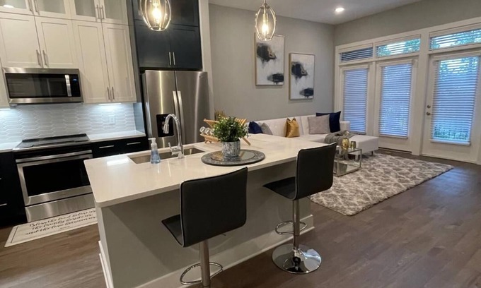 North Decatur Apartment | Luxury 1 Bedroom Apt