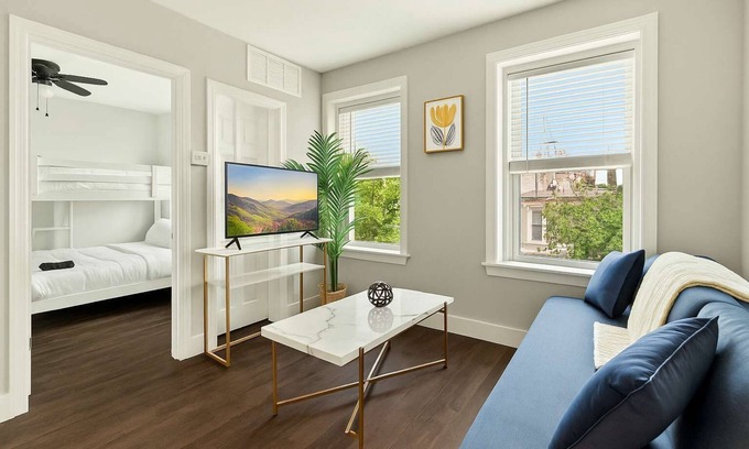 Southwark Apartment | Luxury 1BD | 3 Beds | Queens Village