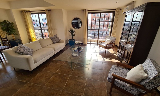 Zona 10 Apartment | Luxury 2-bedroom apartment. Great Location in tourist zone 10.