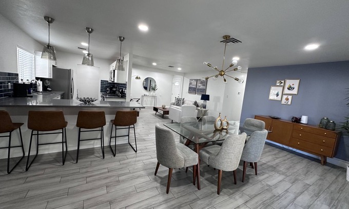 Las Vegas House | Luxury 2 Bed 1Bath Monthly.