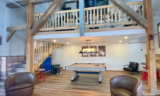 Wilmington Apartment | Luxury 2 Bedroom Suite 202B