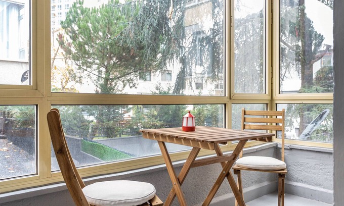 Goztepe Apartment | Luxury 2-min to Bagdat Street