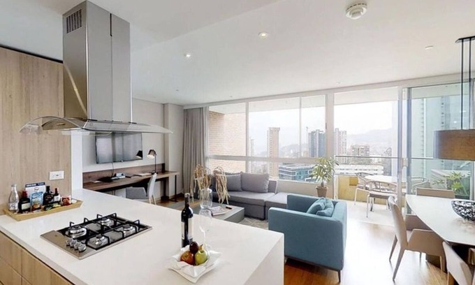 Los Naranjos House | Luxury 2BD Apartment, Provenza. Close to all!