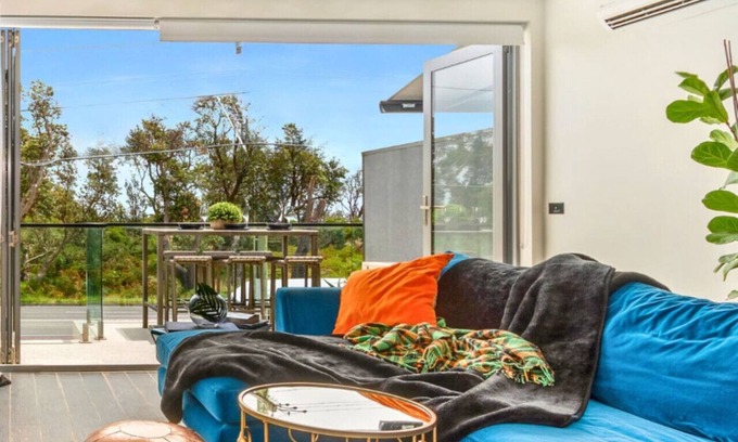 Seaford Apartment | Luxury 2Bdr Beach Side Apt FreeNetflix☆WiFi☆Wine