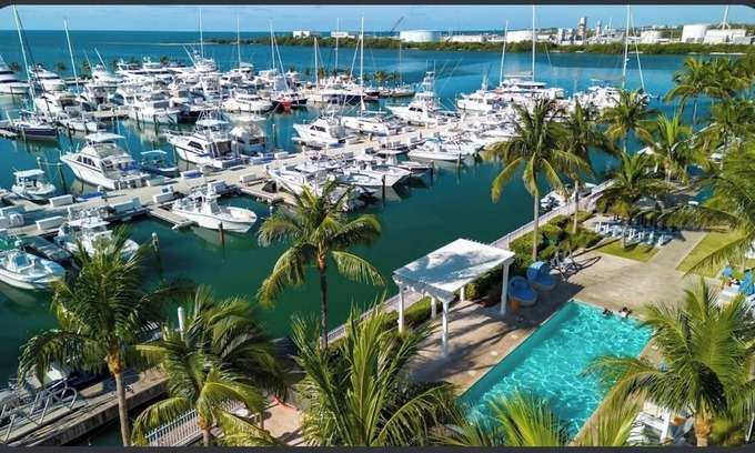 Key West Condo | Luxury 2BR Condo Oceans Edge Resort, Key West