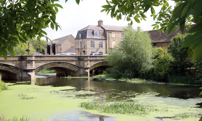 Stamford Apartment | Luxury 3 Bed Apartment in the Heart of Stamford