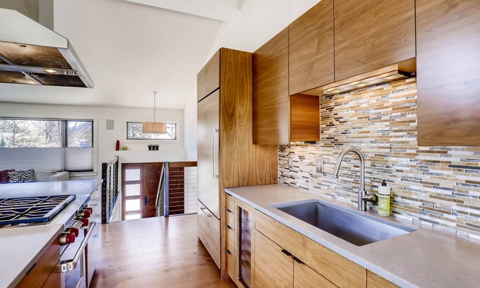 Pine Brook Hill House | Luxury 3 Bedroom 3 Bath