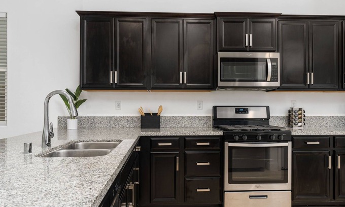 Fresno House | Luxury 3 bedroom House/Designer