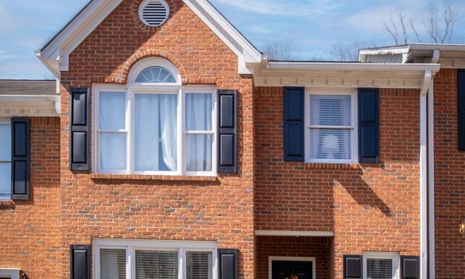 Hoover House | Luxury 3-bedroom townhome in delightful Vestavia Hills