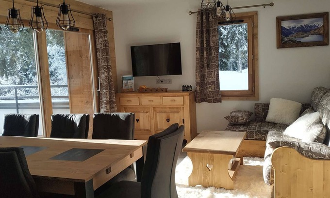 Les Saisies Apartment | Luxury 3-room apt., private spa, ski-in/ski-out