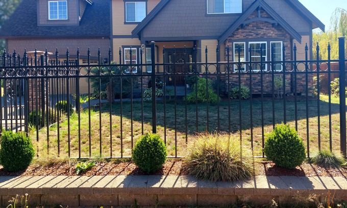 Parkland House | Luxury 4 bedroom residential home with patio