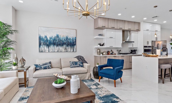 Downtown House | Luxury 4 Story Townhome with Elevator, Private Rooftop with Jacuzzi