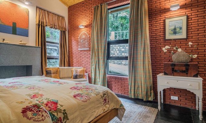 Bhimtal Villa | Luxury 4BHK Villa with Mountain View – Spring Casa, Bhimtal By Ebony Stays