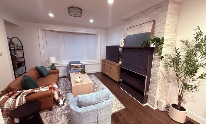 Nutley House | Luxury 4BR Home Retreat near NYC