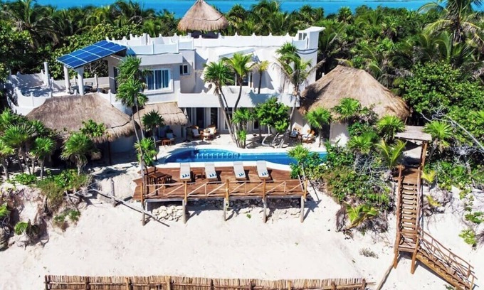 Tulum Villa | Luxury 5-BR Beachfront Home in Tulum Casa Sofia