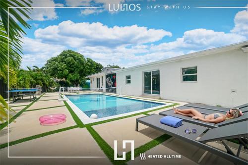 Kendale Lakes House | Luxury 7BR Retreat with Games, Pool & Mini Golf L68